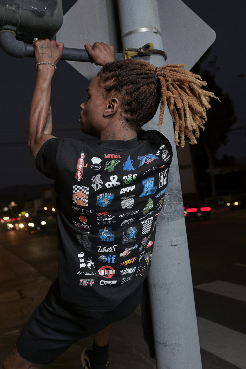 Off White y FARFETCH BEAT colaboran en LOGIC una coleccion de dos partes inspirada en la historia de la marca